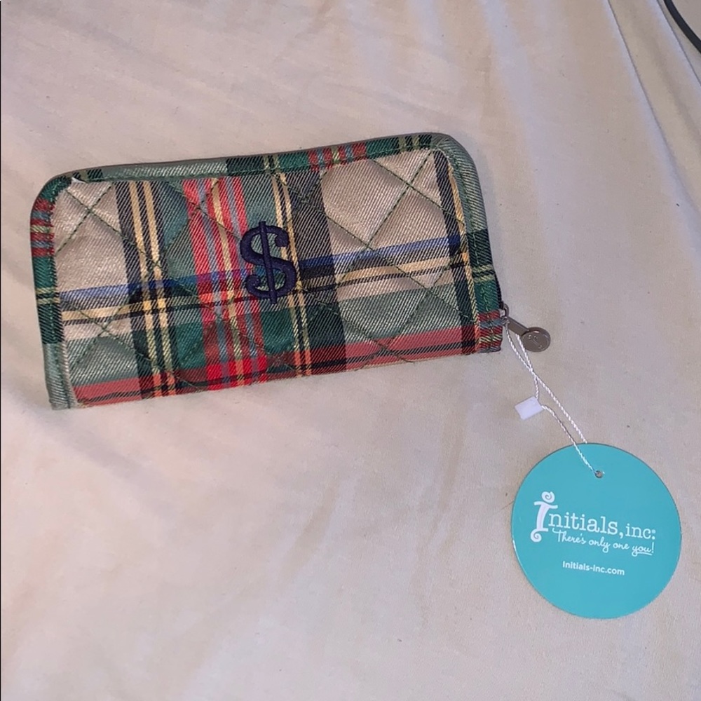 Initials inc wallet